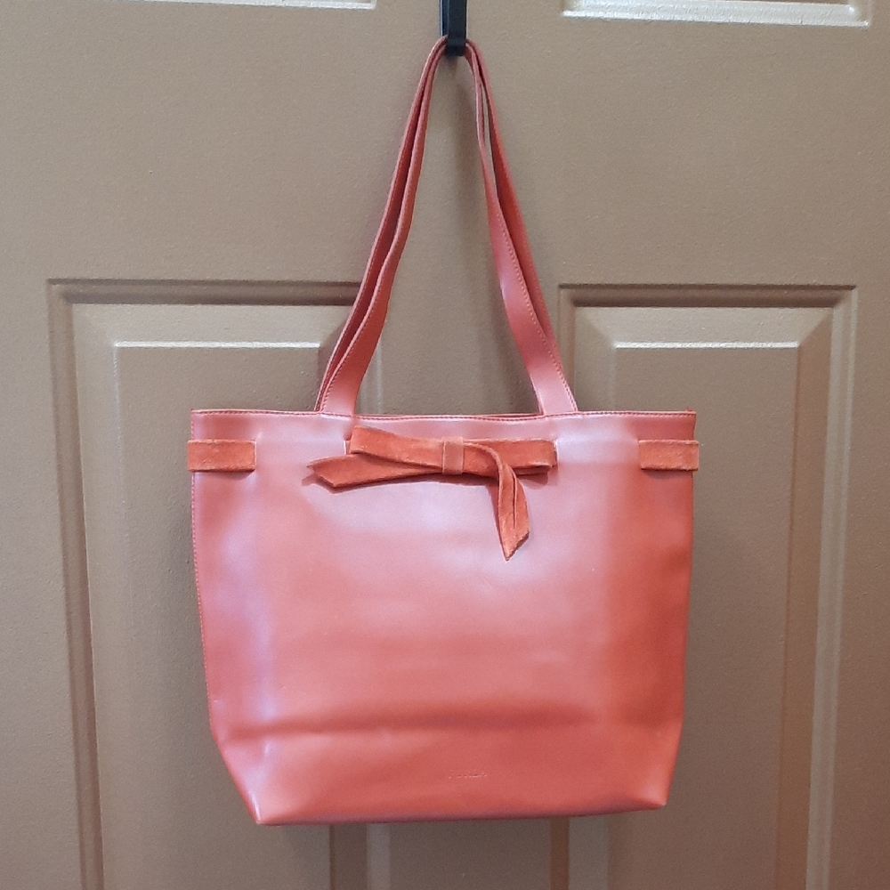 Ferla Chic Orange Tote Bag